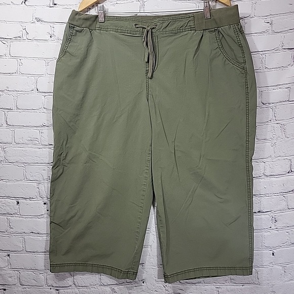 Lane Bryant Pants - Lane Bryant Capri Pants Womens 18 Olive Army Green Drawstring Garden Casual